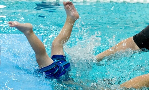 Pros And Cons Of Dating A Swimmer Pros And Cons Of Dating A Swimmer