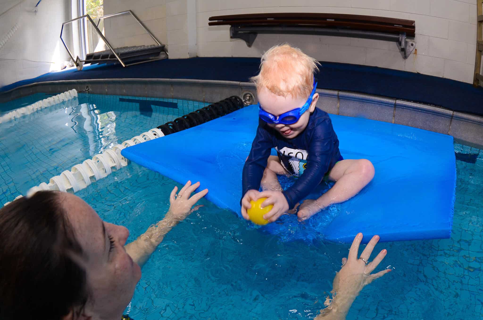Using Mats During a Swim Lesson Teaching Skills